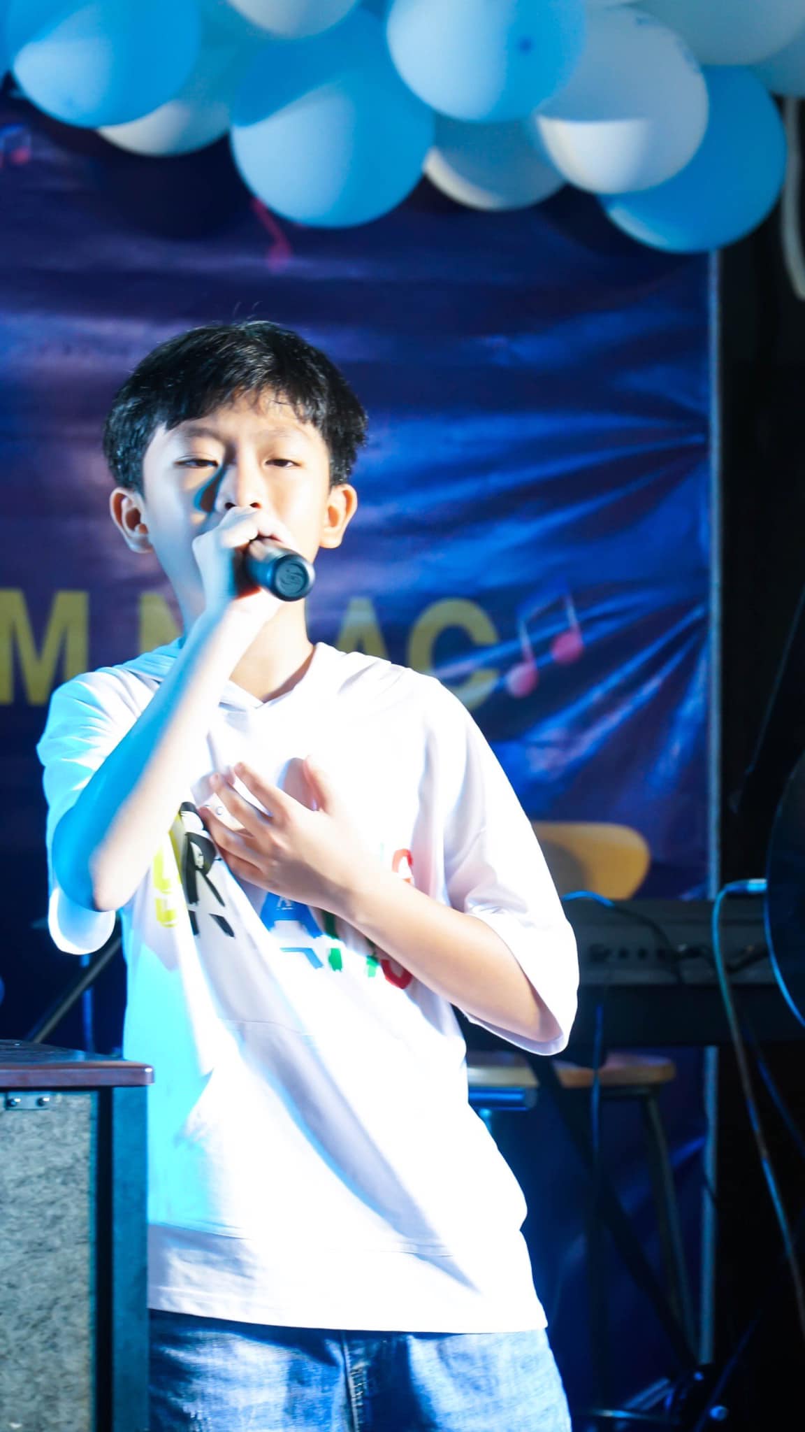 Học viên nhí khoá thanh nhạc tại Music & Color