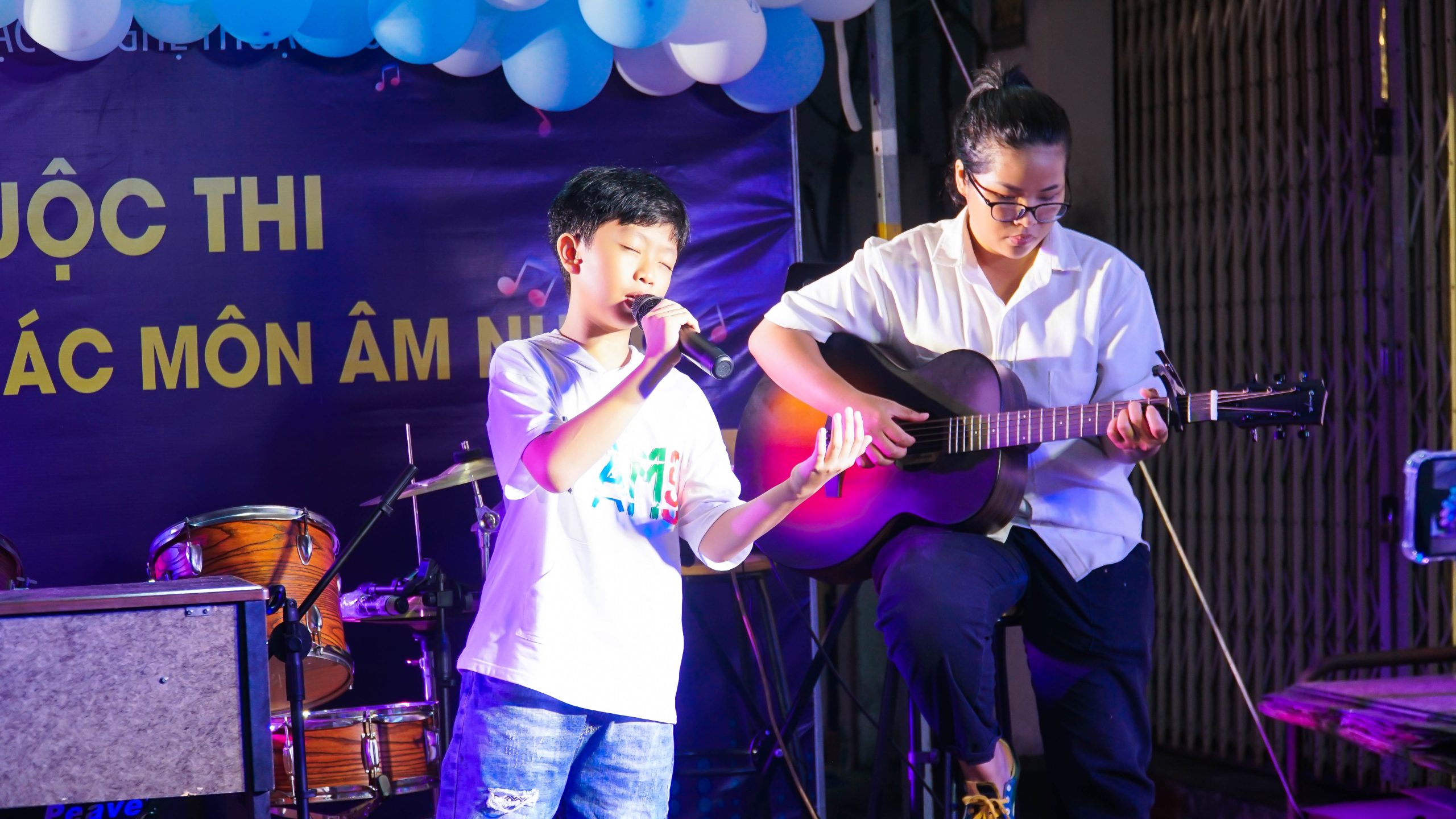 Học viên học thanh nhạc nâng cao tại Music & Color