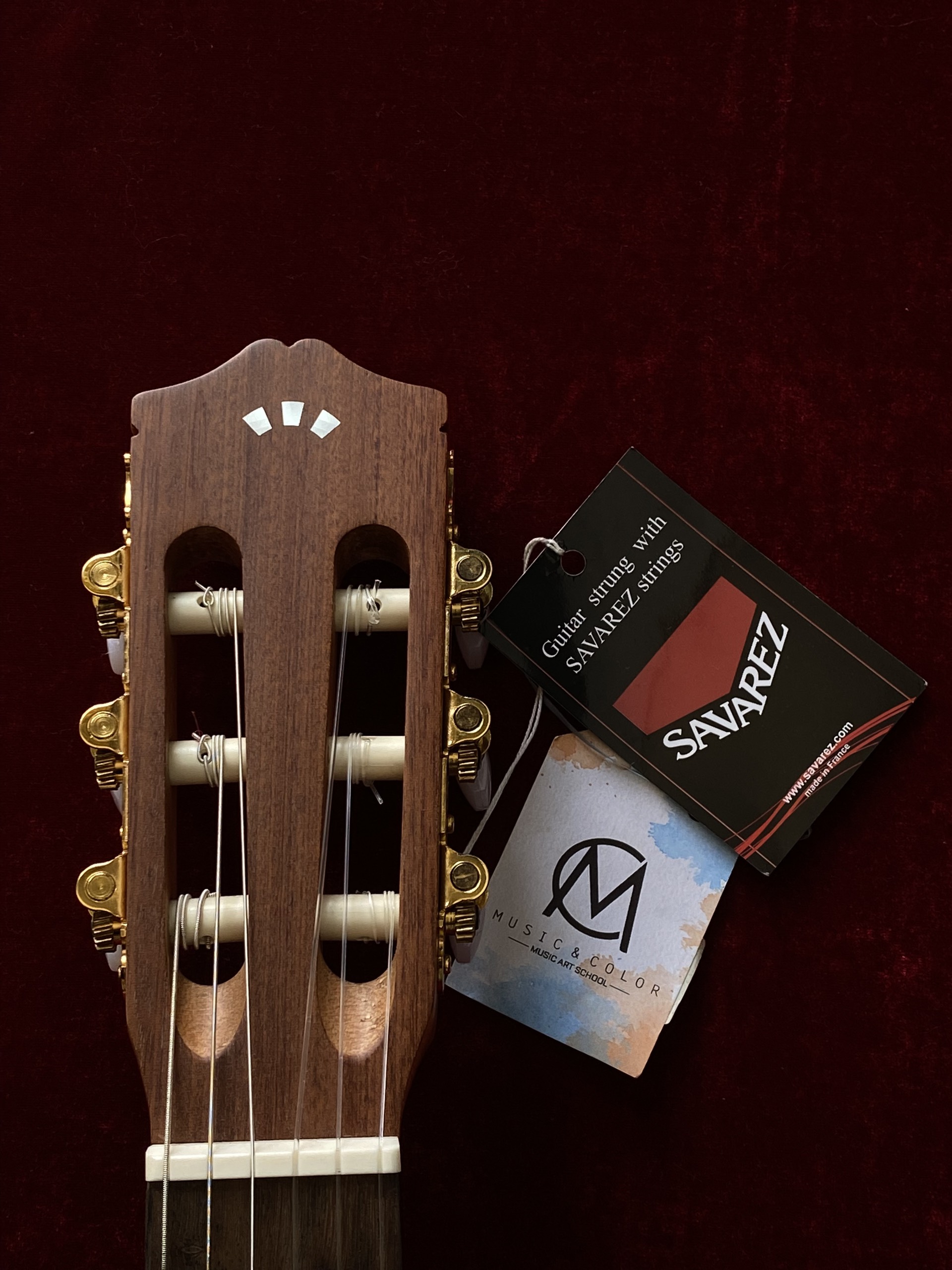 logo guitar Cordoba