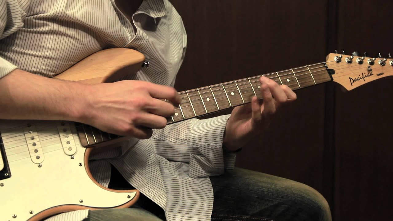 Học guitar điện