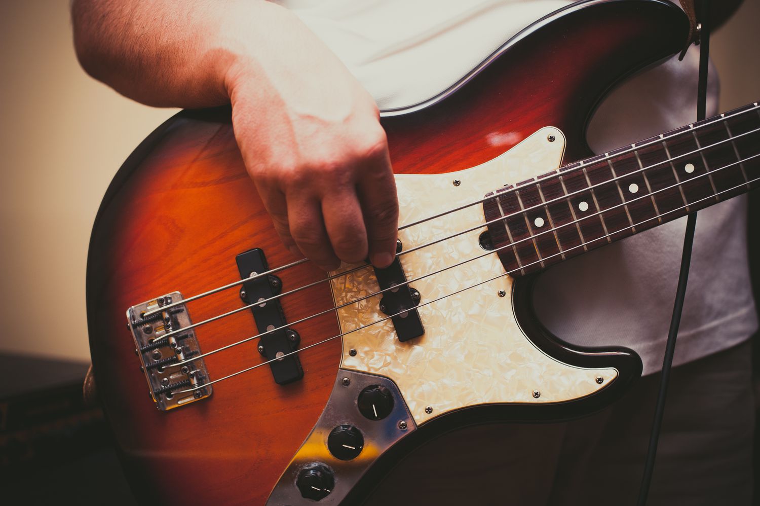 guitar bass căn bản