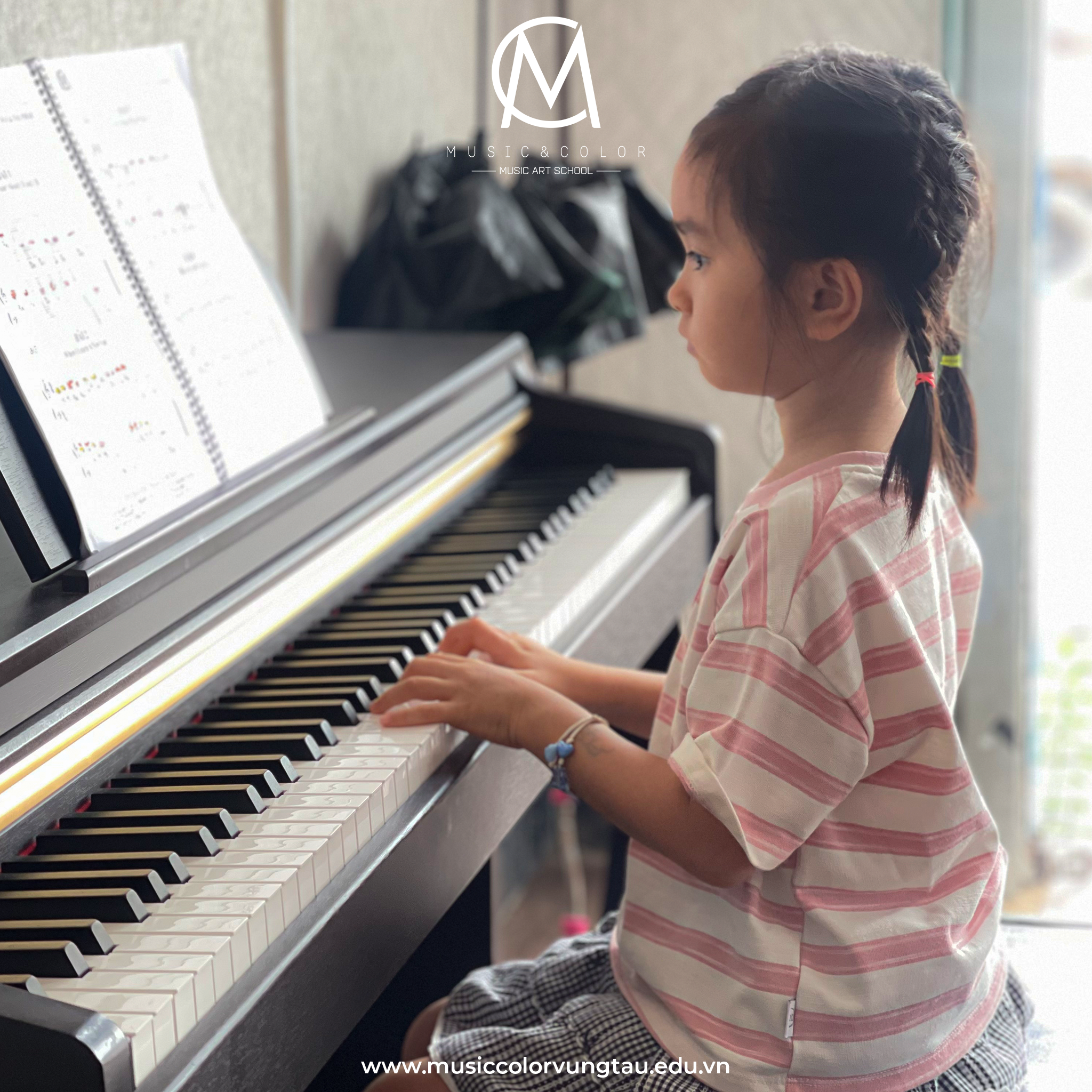 Trung Tâm Đào Tạo Âm Nhạc, Mỹ Thuật - Music & Color Vũng Tàu.